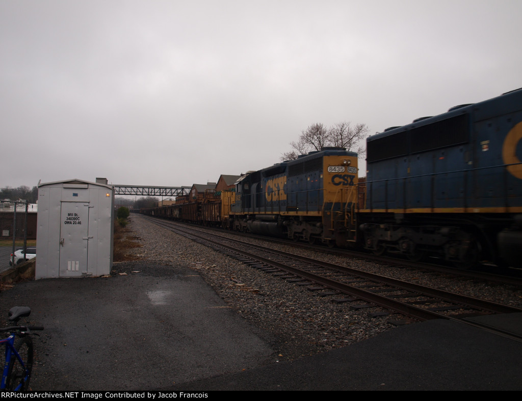 CSX 8435